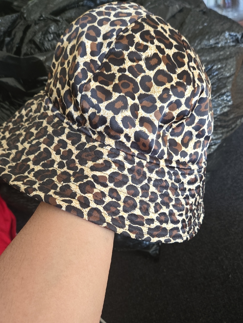 Mantles Leopard-Print Bucket Hat in Brown & Black